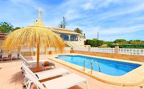 Villa Mediterranea Con Piscina Privada